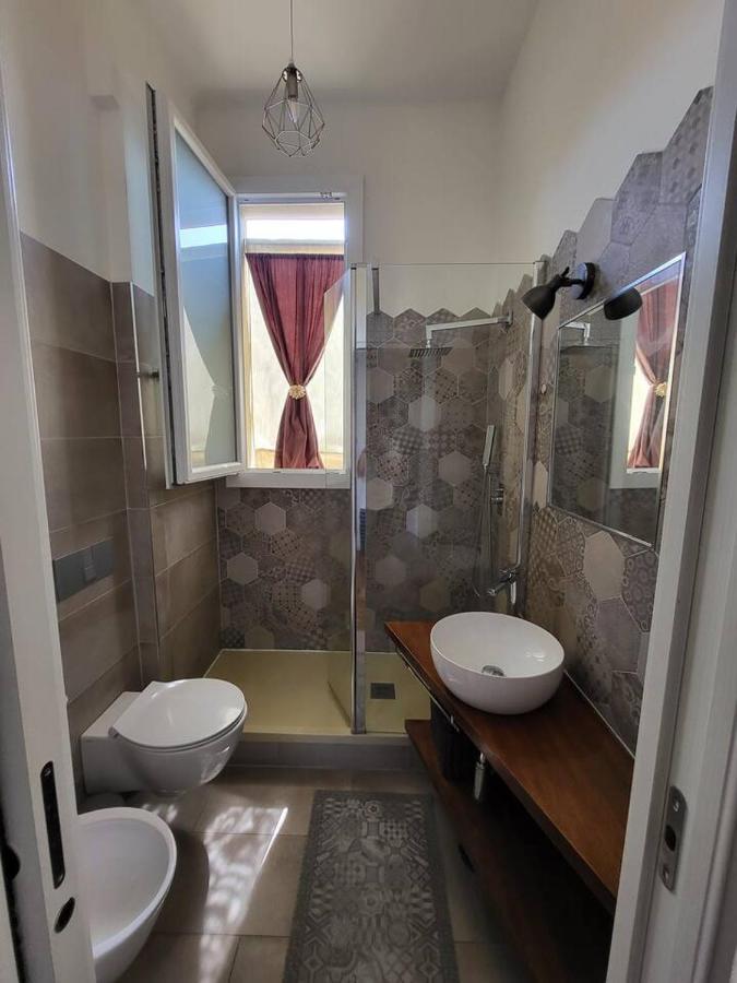 Central And Cosy Apartament Bologna Bagian luar foto