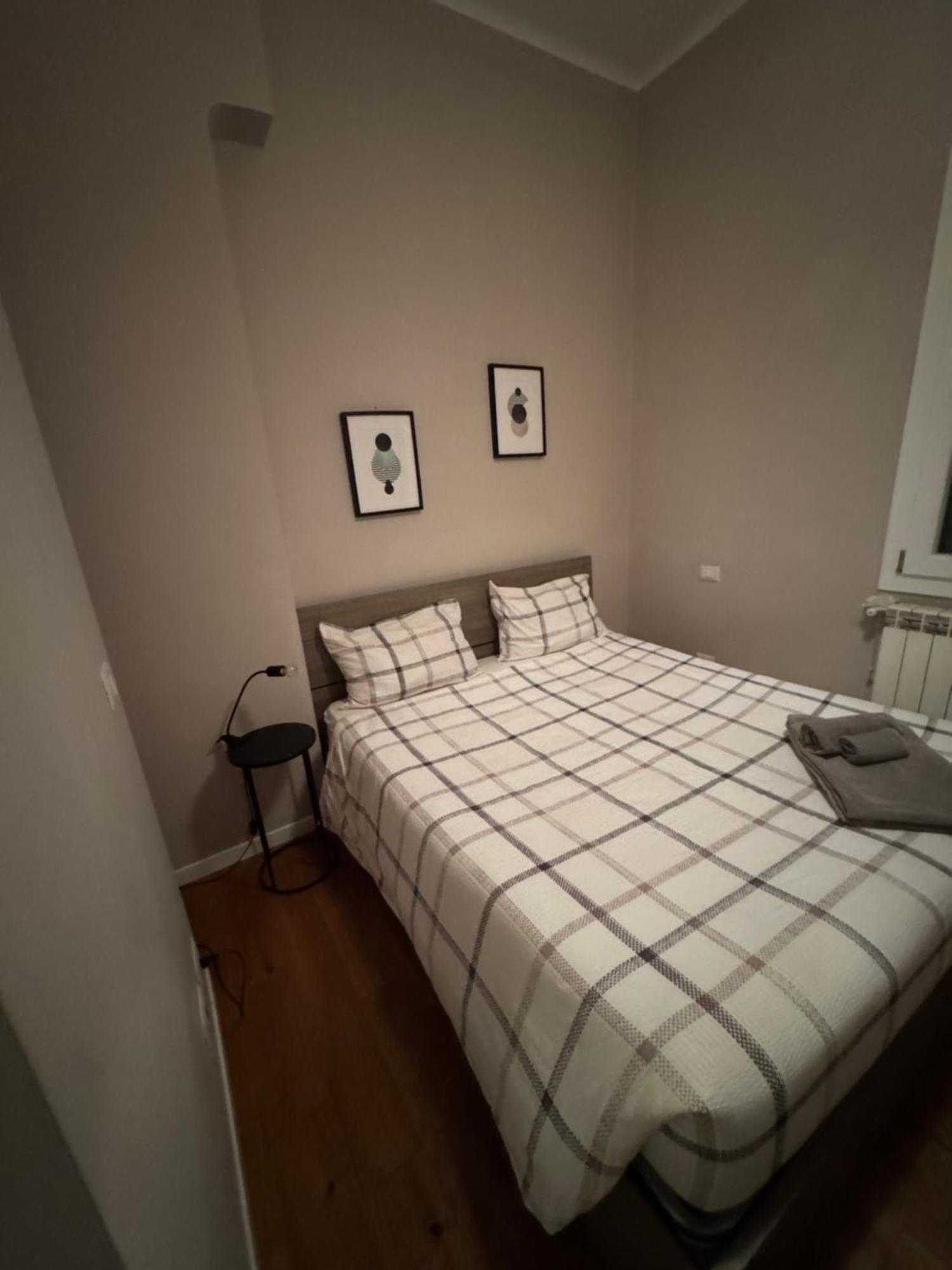 Central And Cosy Apartament Bologna Bagian luar foto