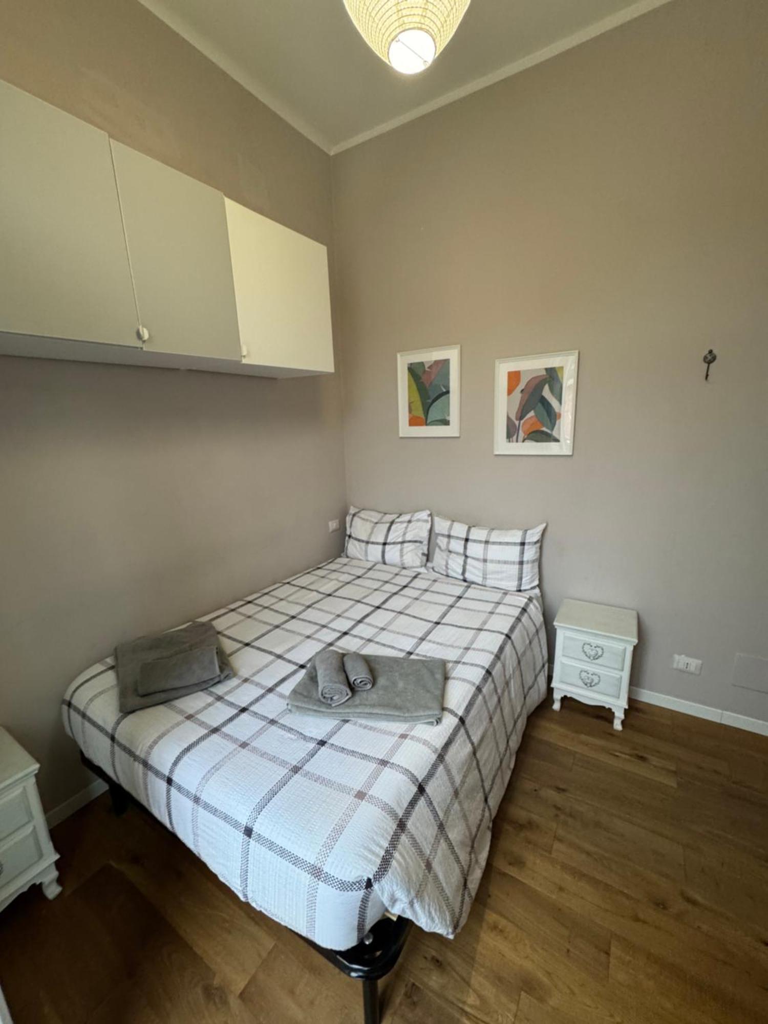 Central And Cosy Apartament Bologna Bagian luar foto